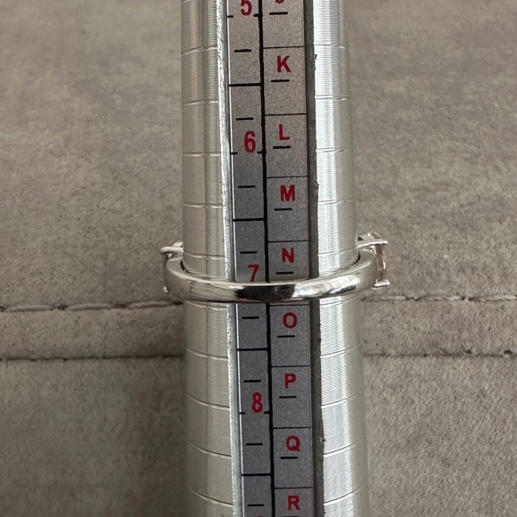 CZ fashion ring by Absolute - Picture 11 of 12